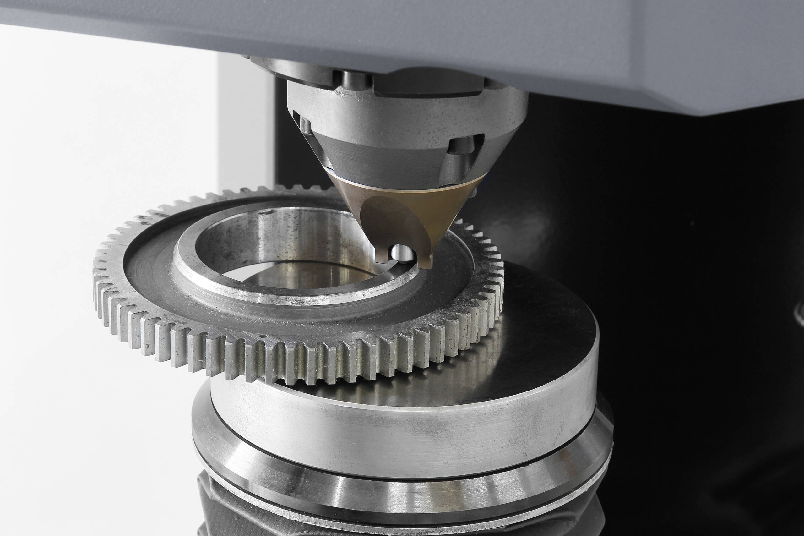 Q150 RCS AWD 01 Q150 RCS AWD 01