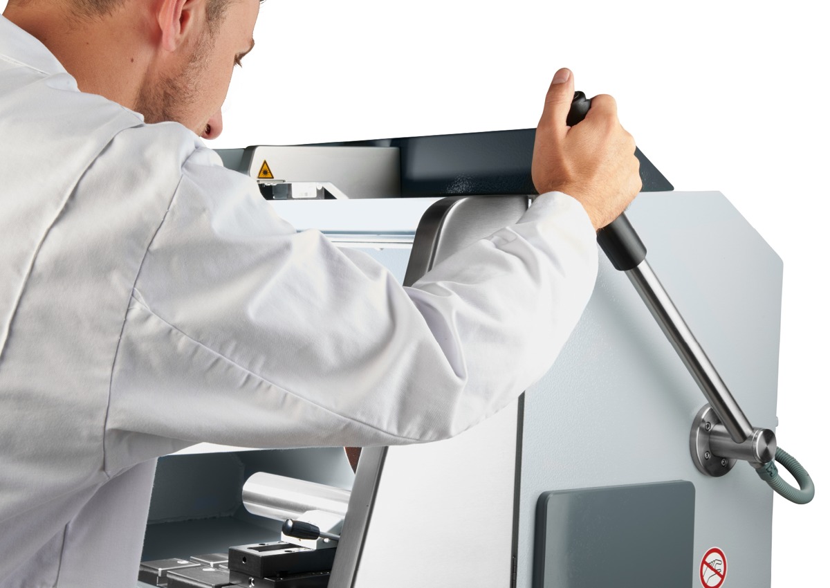 Qness (QATM) Benchtop Cut-off Machines Brillant 240_1 Qness (QATM) Benchtop Cut-off Machines Brillant 240_1