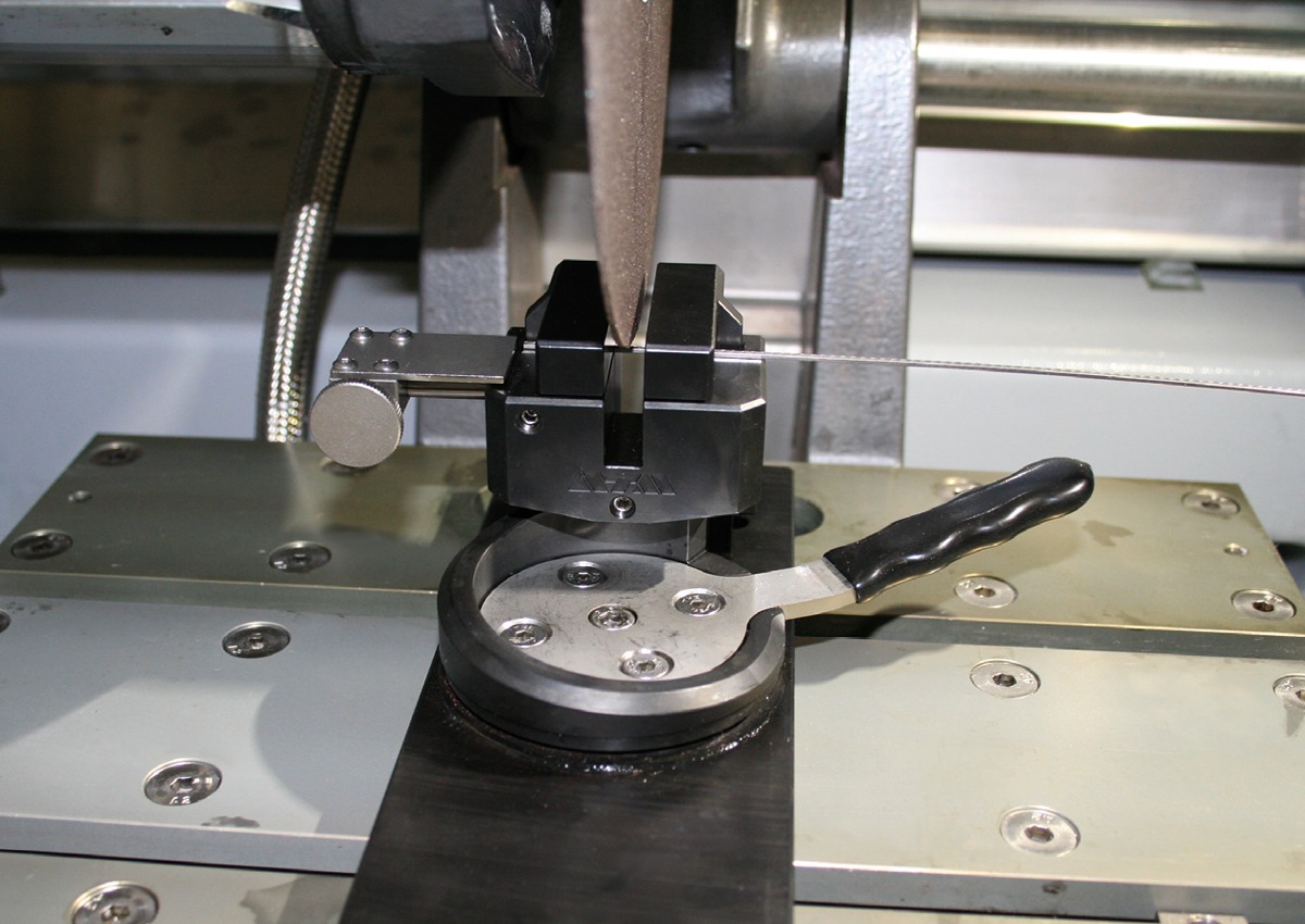 ness (QATM) Benchtop Cut-off Machines Brillant 200_2 ness (QATM) Benchtop Cut-off Machines Brillant 200_2