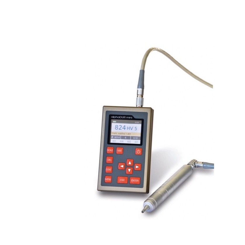 1610160142_17-p-ochen-yarkii-belii-fon-42 (2)