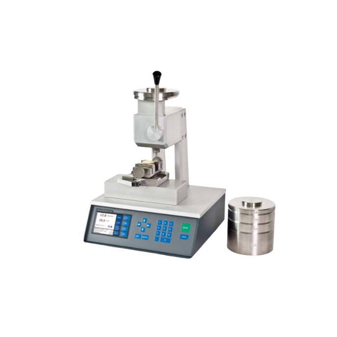 1610160142_17-p-ochen-yarkii-belii-fon-42 (4)